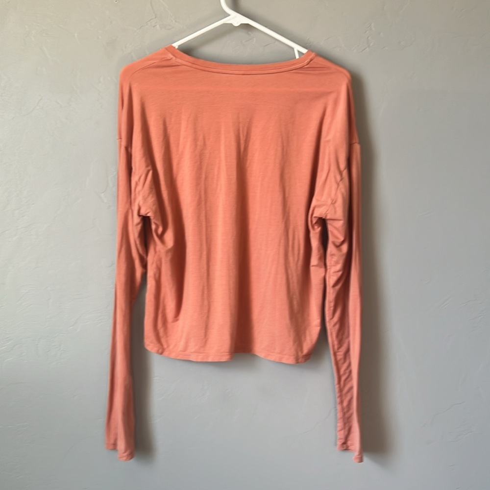 PARADE Long Sleeve - Picture 4 of 4